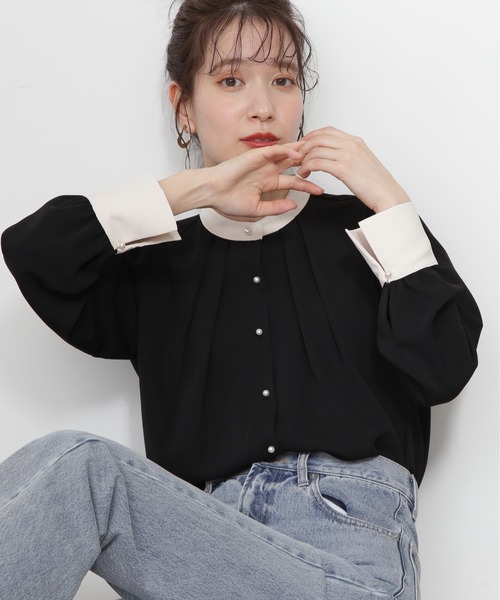 N.(N. Natural Beauty Basic)(エヌエヌナチュラルビューティーベーシック)の「◆パールボタンバイカラーブラウス(シャツ/ブラウス・レディース・ブルー系/ホワイト×ブラック/ブラック系/ホワイト系/ホワイト系その他2・MEDIUM)」の5枚目の写真