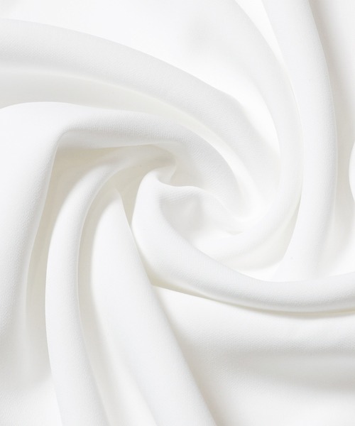 coca（coca）（コカ）の「ボウタイ風アクセ付きブラウス　| セレモニー オフィス ママスーツ スーツ フォーマルウェア 卒業式（シャツ/ブラウス・レディース・グレイッシュベージュ/ホワイト/ライトベージュ・M/L）」の8枚目の写真