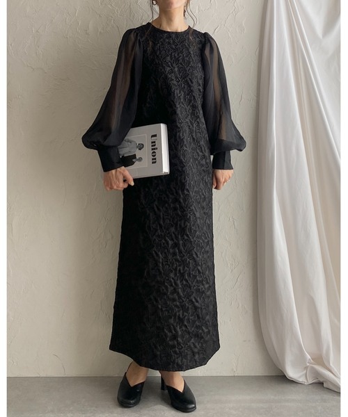 She's Closet（シーズクローゼット）の「【低身長向け/高身長向けサイズあり】異素材切り替えバックリボン長袖ふくれジャガードロングドッキングワンピース（ワンピース・レディース・ブラック/ベージュ/グレー/ブラック×ブラック/ブラック系その他2/ブラック系その他・FREE/SHORT/TALL）」の21枚目の写真