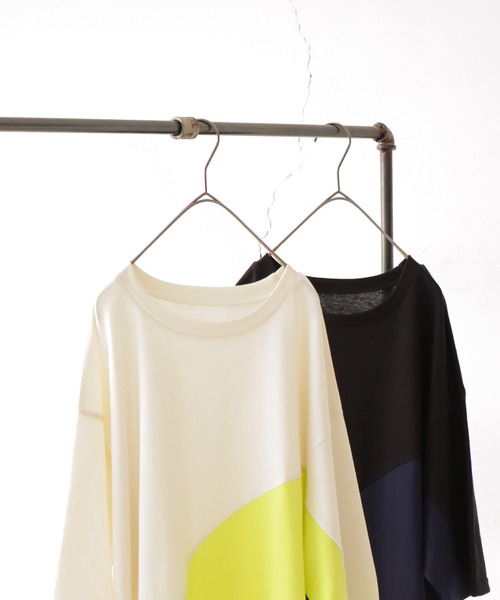 antiqua(アンティカ)の「接触冷感ウェーブ切替Tシャツ(Tシャツ/カットソー・レディース・オフホワイト/ブラック・FREE)」の17枚目の写真