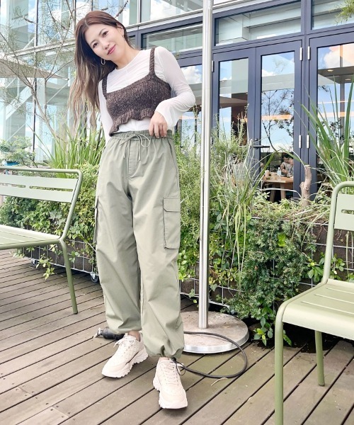 ESPERANZA（エスペランサ）の「キルティングスニーカー　24SS（スニーカー・レディース・ベージュ/ホワイト・L/M/S/LL）」の4枚目の写真