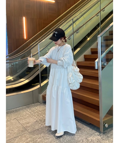 JUMELLE（ジュメロ）の「luster shirring bag（ショルダーバッグ・レディース・ホワイト/シルバー・フリー）」の12枚目の写真