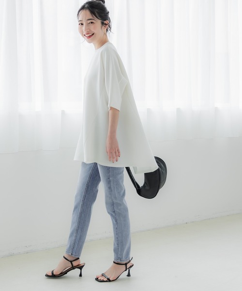 coca(coca)(コカ)の「すっきりテーパードデニムパンツ(デニムパンツ・レディース・ライトブルー/ブルー・S/M/L)」の3枚目の写真