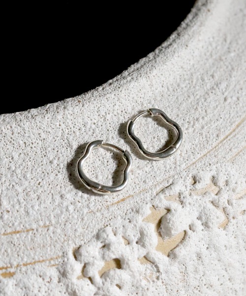 TEN.(テン)の「SILVER925 ペアーピアス(ピアス(両耳用)・レディース・シルバー・FREE)」の13枚目の写真