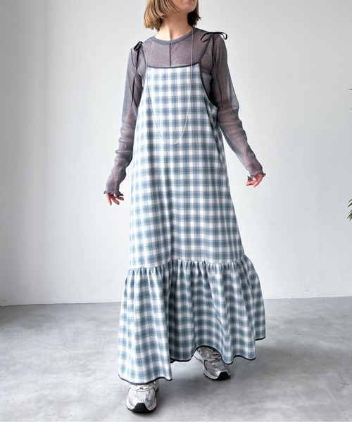 EPIMI E'PIMMY（エピミエピミー）の「パイピングチェックティアードキャミワンピース（ワンピース・レディース・ブラック/ブルー/ネイビー・MEDIUM）」の18枚目の写真