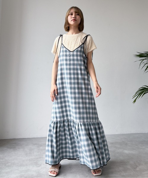 EPIMI E'PIMMY（エピミエピミー）の「パイピングチェックティアードキャミワンピース（ワンピース・レディース・ブラック/ブルー/ネイビー・MEDIUM）」の20枚目の写真