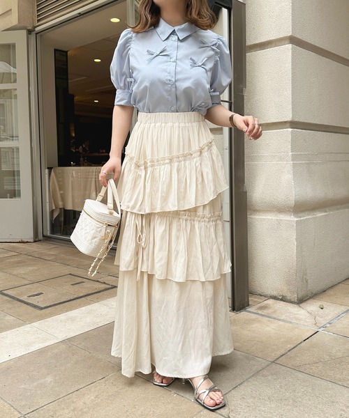 apres jour（アプレジュール）の「リボンデザインブラウス【ZOZOTOWN限定アイテム】（シャツ/ブラウス・レディース・ブルー/オフホワイト/ブラック・X-LARGE/フリー）」の5枚目の写真