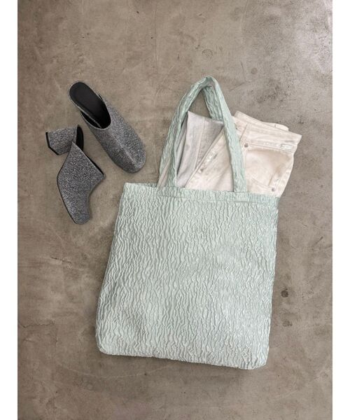 MURUA（ムルーア）の「mumuロゴトートバッグ（ハンドバッグ・レディース・ブルー/ブラック/ライトブルー/ブラウン/マスタード/パープル・FREE）」の4枚目の写真