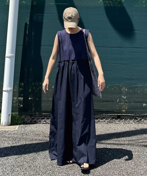 CORNERS（コーナーズ）の「【CORNERS by KR】ショルダータックノースリドッキングワンピース（ワンピース・レディース・ブラック/ネイビー/グレー・M/L）」の13枚目の写真