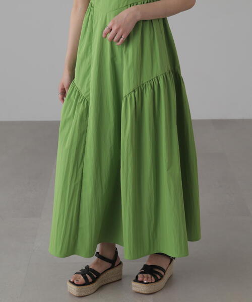 FREE'S MART（フリーズマート）の「◆タイプライターギャザーマキシワンピース（ワンピース・レディース・ブラック/グレー/グリーン・SMALL/MEDIUM）」の6枚目の写真