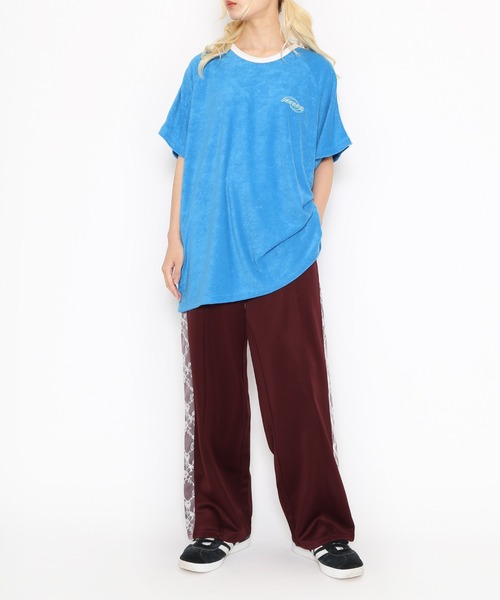 PUNYUS（プニュズ）の「2ラインパイルビッグＴシャツ（Tシャツ/カットソー・レディース・グリーン/ブルー/ブラック・4/3）」の4枚目の写真