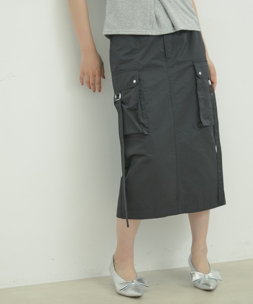 VIS（ビス）の「ミモレ丈ミリタリーカーゴスカート（スカート・レディース・キナリ/グリーン系その他2/ネイビー・M/S）」の12枚目の写真