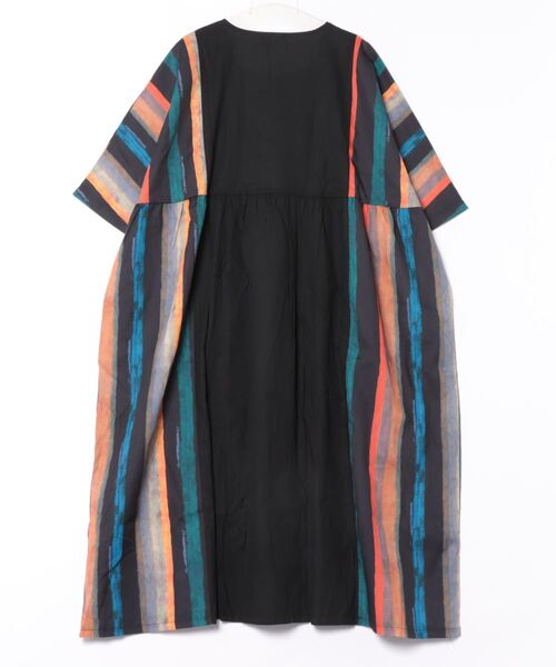 ストライプ葉柄七分袖ワンピース セール】ストライプ柄 七分袖 ロングワンピース（ワンピース