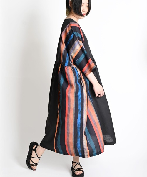 【9/7（日）までの出品】美品‼maku textilesロングワンピース 30%OFF 袖刺繍前あきワンピース｜マライカ公式通販