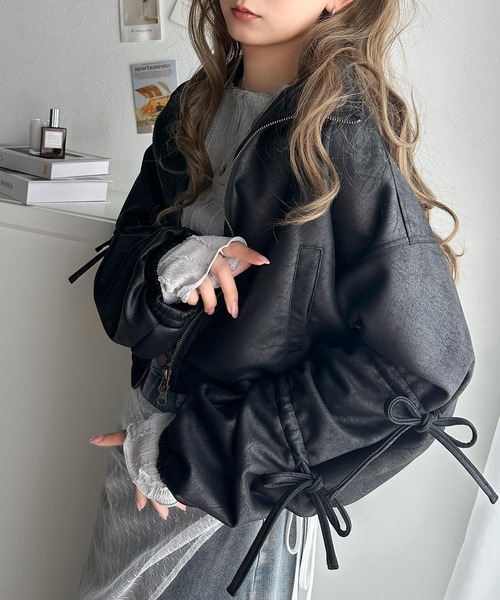 モラビト プルミエ 変形ブルゾン フリル ラメ ジャケット ダブルジッパー 切替 モラビト プルミエ 変形ブルゾンフリルラメジャケットダブル