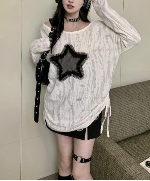 NANEA(ナネア)の「スターモチーフ サイドシャーリングダメージシアーロングTシャツ(Tシャツ/カットソー・レディース・ブラック/ホワイト・MEDIUM/LARGE/SMALL)」の19枚目の写真