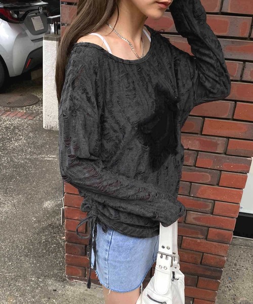 NANEA(ナネア)の「スターモチーフ サイドシャーリングダメージシアーロングTシャツ(Tシャツ/カットソー・レディース・ブラック/ホワイト・MEDIUM/LARGE/SMALL)」の11枚目の写真