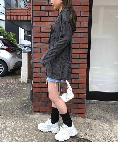 NANEA(ナネア)の「スターモチーフ サイドシャーリングダメージシアーロングTシャツ(Tシャツ/カットソー・レディース・ブラック/ホワイト・MEDIUM/LARGE/SMALL)」の14枚目の写真