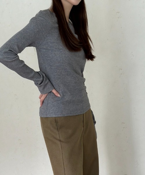 Per sist ence(パーシエンス)の「ラメリブクルーネックプルオーバー(Tシャツ/カットソー・レディース・アイボリー/ブラック/グレー・FREE)」の10枚目の写真