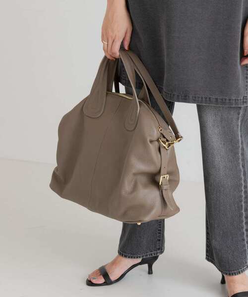 URBAN RESEARCH(アーバンリサーチ)の「レザーボストンバッグ(ボストンバッグ・レディース・ブラック/ベージュ系その他・-)」の4枚目の写真