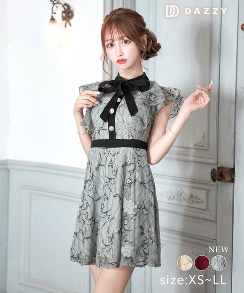 DAZZY(デイジー)の「【細見え×高見え】体型カバーも叶う美シルエット設計!ネックリボンフラワー総レースフリル Aラインミニドレス(ドレス・レディース・ブルー/ワインレッド/ベージュ/ピンク・S/M/LL/L/XS)」の19枚目の写真