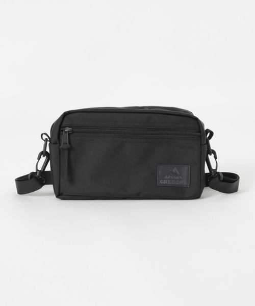 GREGORY(グレゴリー)の「GREGORY パデッドショルダーポーチM(ショルダーバッグ・メンズ・ブラック・-)」の2枚目の写真