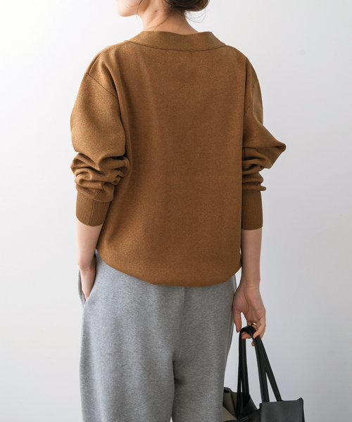 2024AW Spick&Span ラメ深Vカーディガン キャメル ブラウン 茶 Spick & Span（スピックアンドスパン）の「ラメ深Vカーディガン