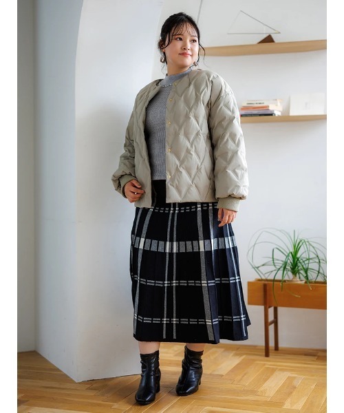 【大きいサイズ】シームレスノーカラーダウンジャケット（テーラードジャケット）｜Re-J&SUPURE（リジェイアンドスプル）