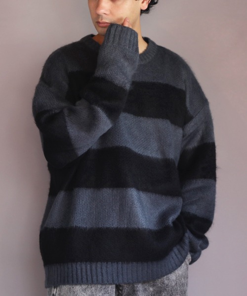 ８(eight)（エイト）の「モヘアタッチクルーネックセーター（ニット/セーター・メンズ・ブラック/ブラック×レッド/グレー系その他/チャコールグレー/ライトグレー/ベージュ系その他/グリーン系その他/マスタード/ブルー/グリーン・LARGE/MEDIUM）」の6枚目の写真