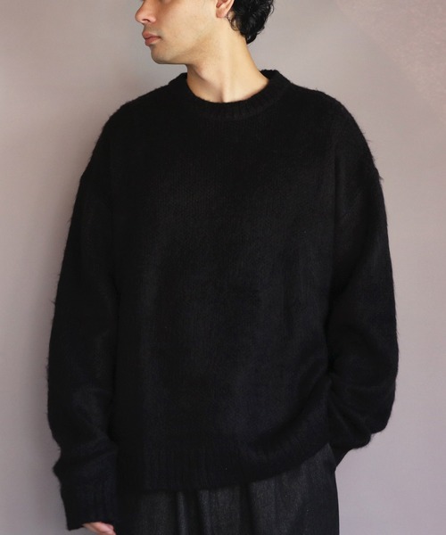 ８(eight)（エイト）の「モヘアタッチクルーネックセーター（ニット/セーター・メンズ・ブラック/ブラック×レッド/グレー系その他/チャコールグレー/ライトグレー/ベージュ系その他/グリーン系その他/マスタード/ブルー/グリーン・LARGE/MEDIUM）」の3枚目の写真