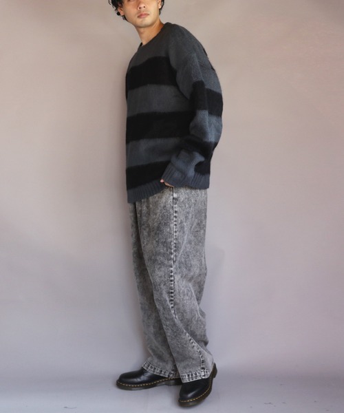 ８(eight)（エイト）の「モヘアタッチクルーネックセーター（ニット/セーター・メンズ・ブラック/ブラック×レッド/グレー系その他/チャコールグレー/ライトグレー/ベージュ系その他/グリーン系その他/マスタード/ブルー/グリーン・LARGE/MEDIUM）」の17枚目の写真