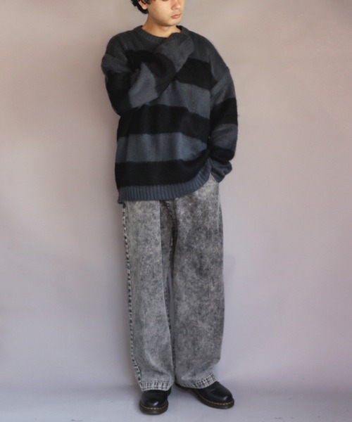 ８(eight)（エイト）の「モヘアタッチクルーネックセーター（ニット/セーター・メンズ・ブラック/ブラック×レッド/グレー系その他/チャコールグレー/ライトグレー/ベージュ系その他/グリーン系その他/マスタード/ブルー/グリーン・LARGE/MEDIUM）」の19枚目の写真