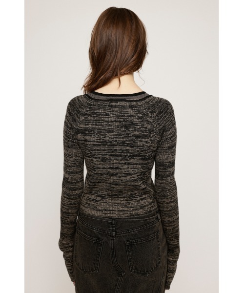 SLY（スライ）の「MELANGE LOGO JQ TOPS メランジ ロゴ ジャガード トップス（ニット/セーター・レディース・ブラック/ライトブルー/ブラウン・FREE）」の10枚目の写真