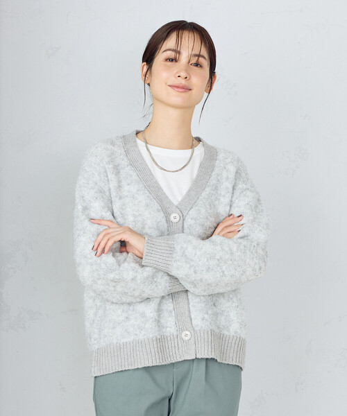 COMME CA ISM(コムサイズム)の「ミックスカラー ブークレカーディガン(カーディガン/ボレロ・レディース・ライトグレー/ピンク/ブルー・FREE)」の2枚目の写真