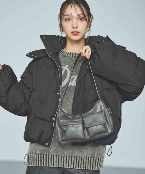 INGNI（イング）の「ポケット付ショルダーバッグ（ハンドバッグ・レディース・ブラウン/グレー/ブラック・ONE SIZE）」の3枚目の写真