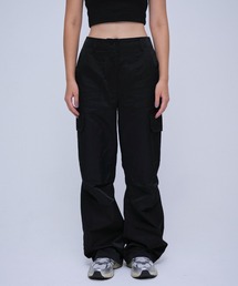 YOOU（ユー）の「Cargo flare pants (カーゴフレアパンツ)（カーゴパンツ）」