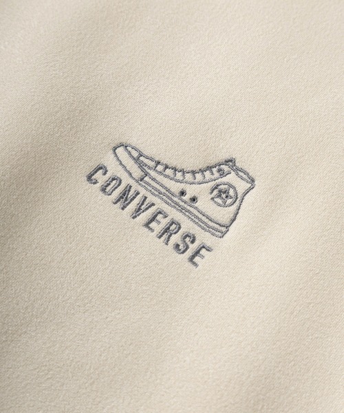 CONVERSE(コンバース)の「【CONVERSE/コンバース】ALL STARスニーカーロゴ&ブランドネーム ワンポイント刺繍 ポリスウェード 裏ボアクルーネックスウェット/リブライントレーナー/ユニセックス(スウェット・レディース・アイボリー/オレンジ/ブルー/クリーム/ブルー系その他/ベージュ・XL/L/M)」の9枚目の写真