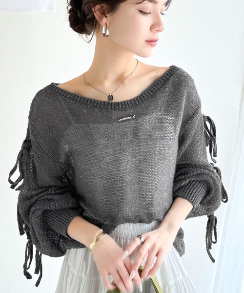 mily bilet(ミウィビレット)の「【mily bilet】大人のきらめき。プレートデザイン透かし編み袖リボンラメニット(ワンオフショル2way)(ニット/セーター・レディース・ブルー/チャコールグレー/イエロー/ピンク/ホワイト・LARGE/MEDIUM/SMALL/X-LARGE)」の22枚目の写真