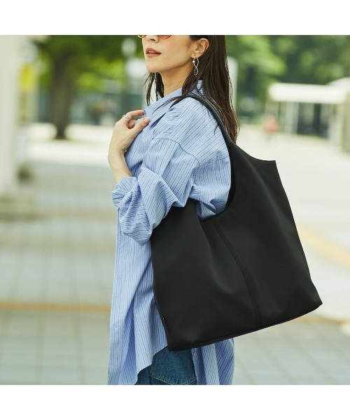 EDITA.（エディータ）の「Simple large tote　シンプル / 通勤 / 大容量（トートバッグ・レディース・ブラック・FREE）」の15枚目の写真