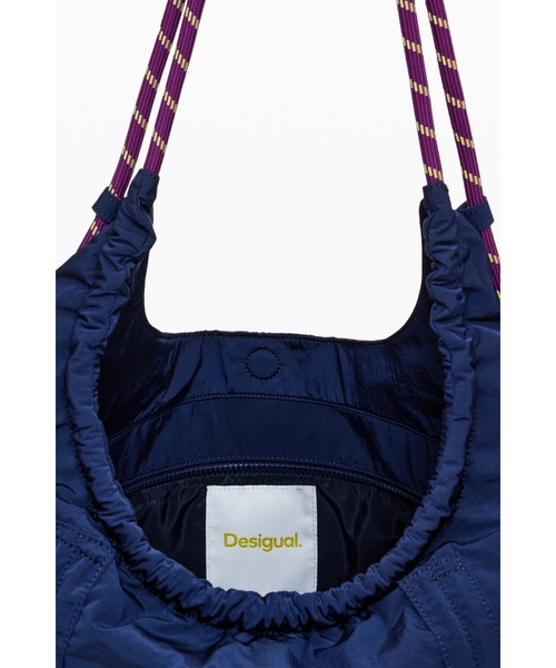 Desigual(デシグアル)の「リュック変換可能大型ショッパーバッグ(ボディバッグ/ウエストポーチ・レディース・ブルー・FREE)」の6枚目の写真