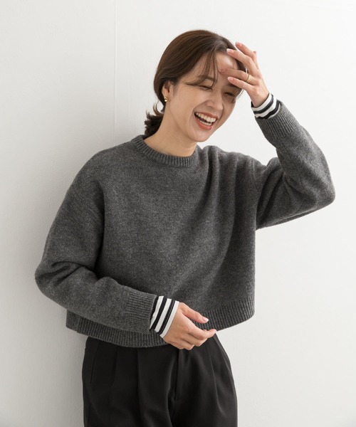 URBAN RESEARCH DOORS（アーバンリサーチドアーズ）の「ショート丈ウールニット（ニット/セーター・レディース・ブラウン/チャコールグレー/ブルー・MEDIUM）」の14枚目の写真