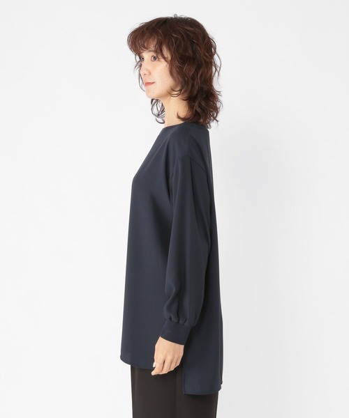 studio CLIP（スタディオクリップ）の「シンプルTブラウス《オケージョン2025》（シャツ/ブラウス・レディース・ネイビー/オフホワイト/ブラウン系その他・FREE）」の18枚目の写真