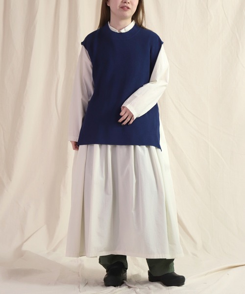 prit（プリット）の「[ prit ] リネンコットン 12G片畦編み クルーネックベスト（ベスト・レディース・ブラック/ベージュ/ネイビー・FREE）」の17枚目の写真