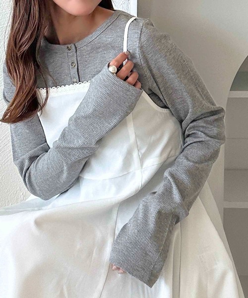 apres jour clair(アプレジュールクレア)の「【apres jour clair】ラメリブヘンリートップス【ZOZOTOWN限定アイテム】(Tシャツ/カットソー・レディース・グレー/アイボリー・X-LARGE/フリー)」の2枚目の写真