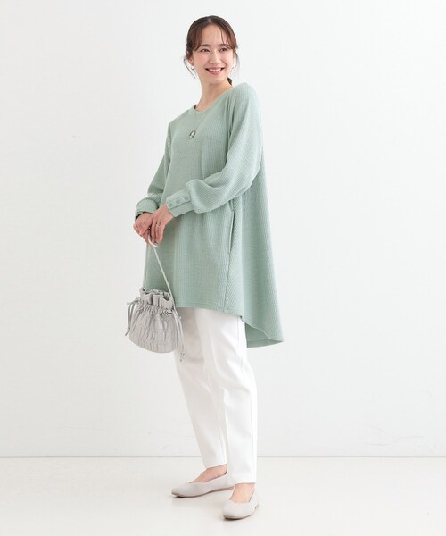 SHOO・LA・RUE（シューラルー）の「【洗える/S-LL】ふんわりタッチが癖になる ふくれジャカードチュニック（チュニック・レディース・グレー系その他/グリーン系/アイボリー・04/02/03/01）」の6枚目の写真