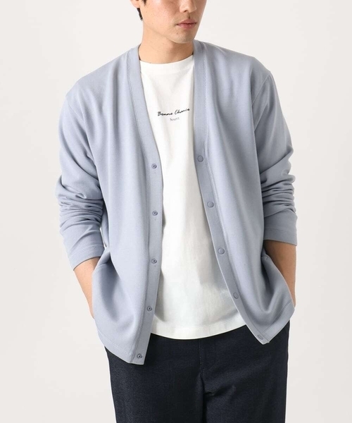 a.v.v（アーヴェヴェ）の「【毛玉になりにくい】さらさらVネックカーディガン（カーディガン/ボレロ・メンズ・ベージュ/ネイビー/ダークインディゴブルー・46/48/50）」の3枚目の写真