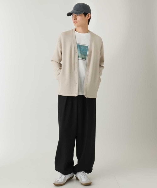 a.v.v（アーヴェヴェ）の「【毛玉になりにくい】さらさらVネックカーディガン（カーディガン/ボレロ・メンズ・ベージュ/ネイビー/ダークインディゴブルー・46/48/50）」の4枚目の写真