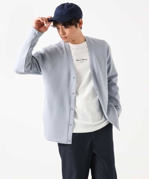 a.v.v（アーヴェヴェ）の「【毛玉になりにくい】さらさらVネックカーディガン（カーディガン/ボレロ・メンズ・ベージュ/ネイビー/ダークインディゴブルー・46/48/50）」の18枚目の写真