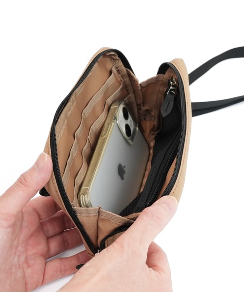 STANDARD SUPPLY（スタンダードサプライ）の「スタンダードサプライ / SIMPLICITY シンプリシティ / BODY PURSE ボディパース（ショルダーバッグ・レディース・グリーン/ブルー/ダークパープル/レッド/ブラック/チャコールグレー/サンドベージュ/ダークネイビー/マスタード/モカ/グレー・FREE）」の20枚目の写真