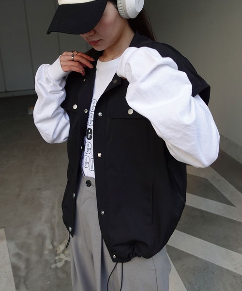 CORNERS（コーナーズ）の「裾ドロストミリタリーベスト（ベスト・レディース・ブラック/ライトベージュ/カーキ・M）」の2枚目の写真